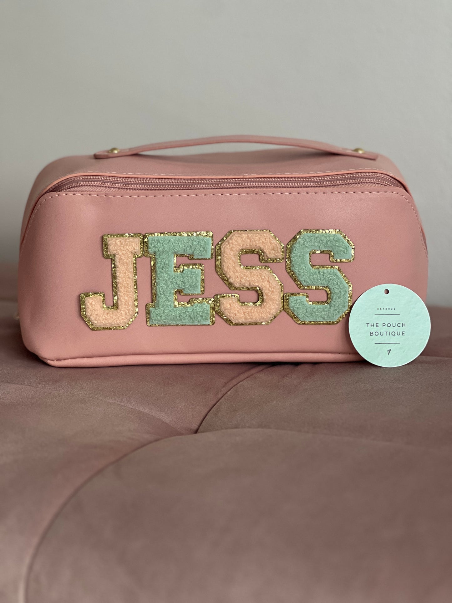 Peachy Pink: Makeup Bag